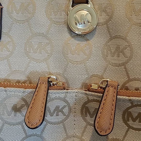 MK Michael Kors Logo Purse Shoulder Bag - Picture 2 of 6